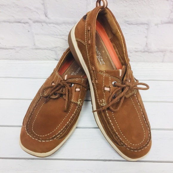 clarks unstructured boat shoes